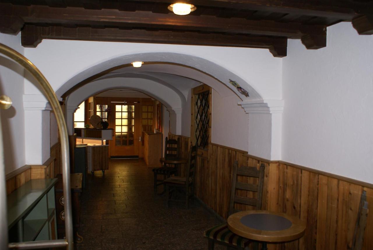 Historisches Hotel Piz Ela Berguen Ngoại thất bức ảnh