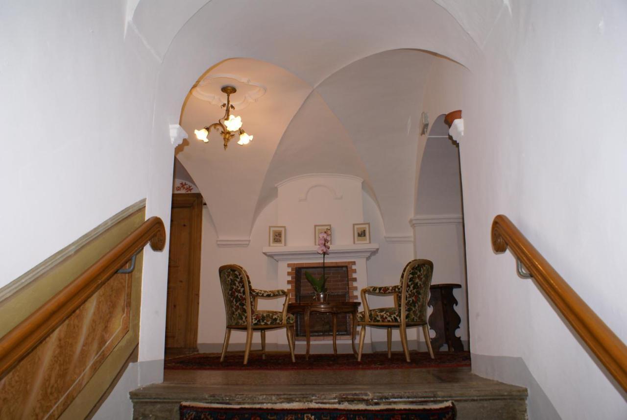 Historisches Hotel Piz Ela Berguen Ngoại thất bức ảnh