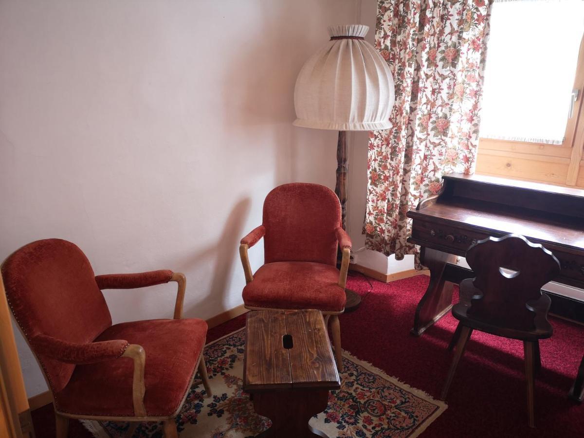 Historisches Hotel Piz Ela Berguen Ngoại thất bức ảnh