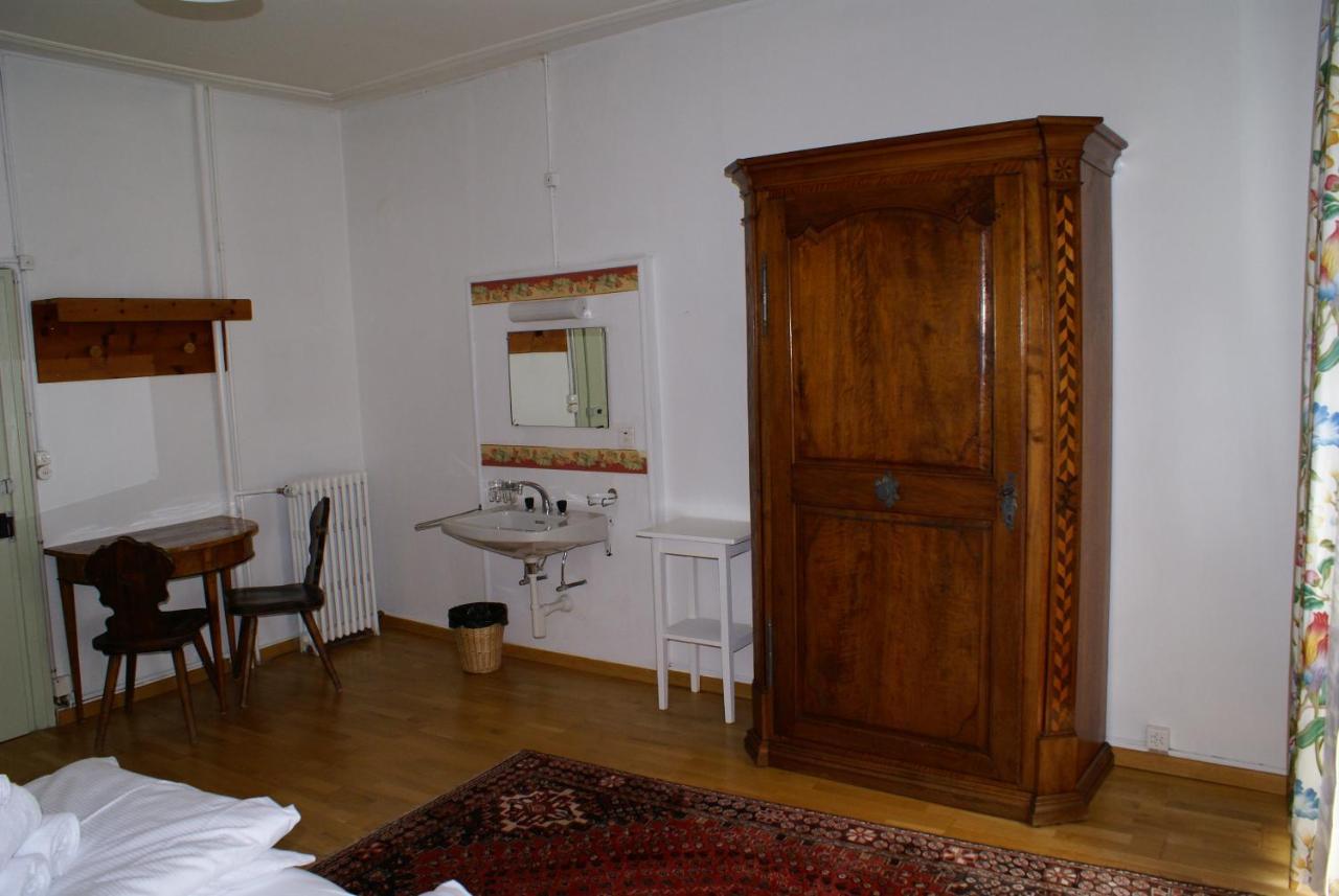 Historisches Hotel Piz Ela Berguen Ngoại thất bức ảnh
