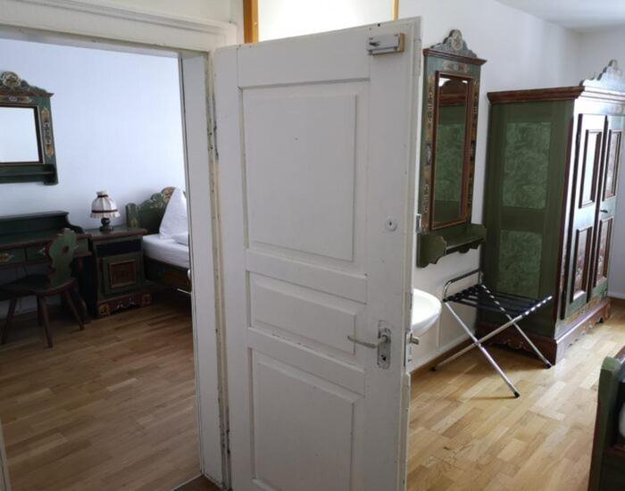 Historisches Hotel Piz Ela Berguen Ngoại thất bức ảnh